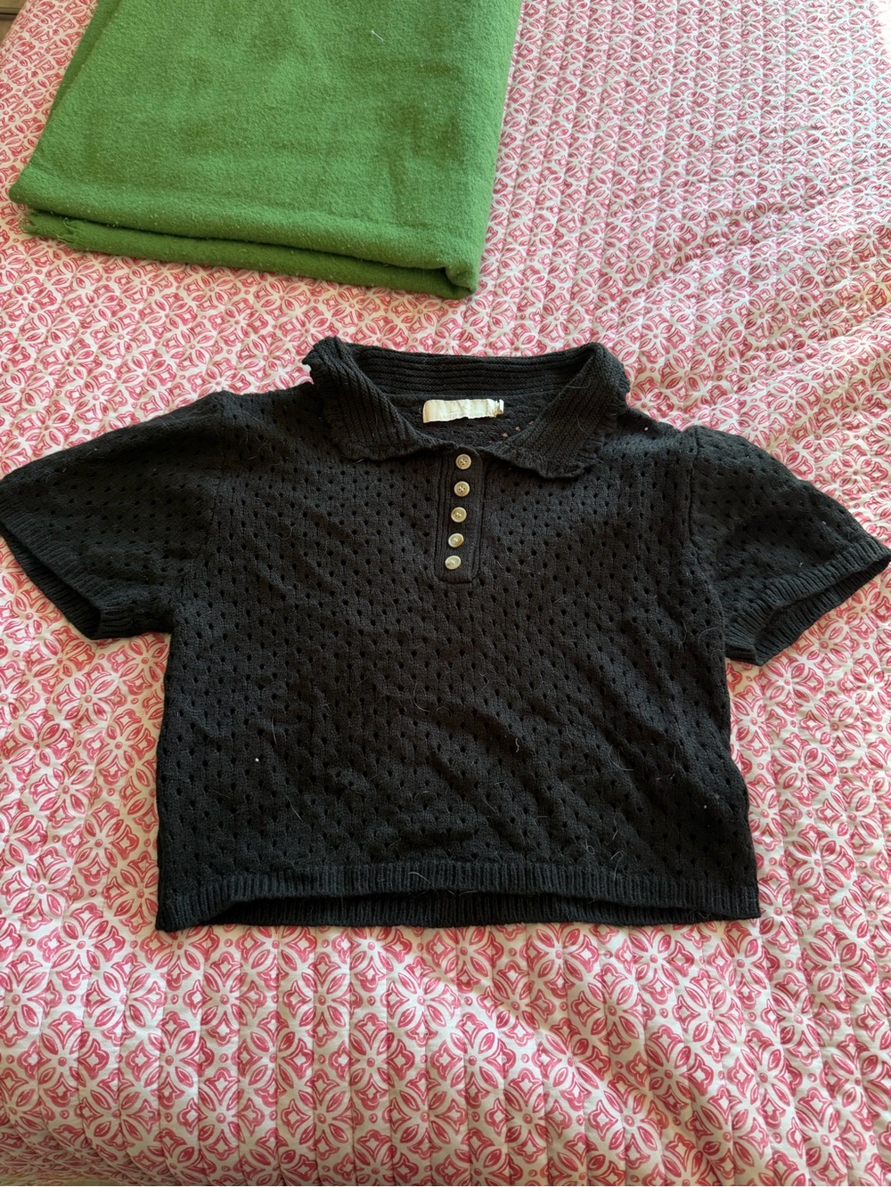 Lizette Collection XL Women’s Crop Top Collar Knit Black Shirt